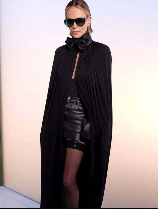 לוק מושלם (צילום: Charlize Theron אינסטגרם)