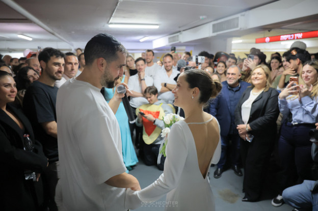 שרק תחייכו ותשמחו (צילום: עוז שכטר)