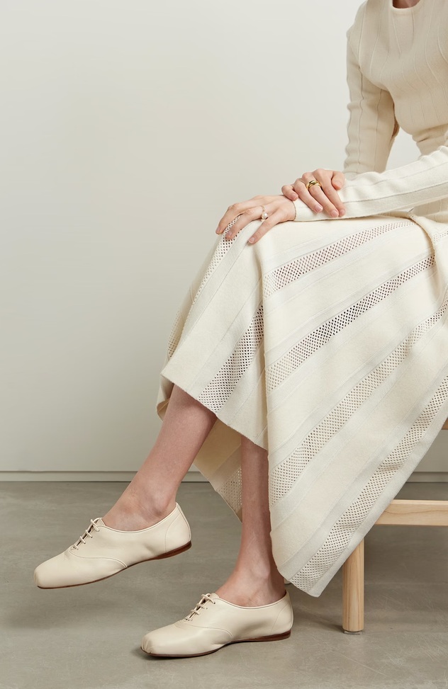 גבריאלה הרסט (צילום: net-a-porter)