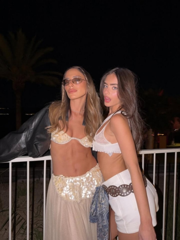 אוריה כמו אוריה הגיעה עם שני סטים לאירוע (צילום: Oria Azran אינסטגרם)