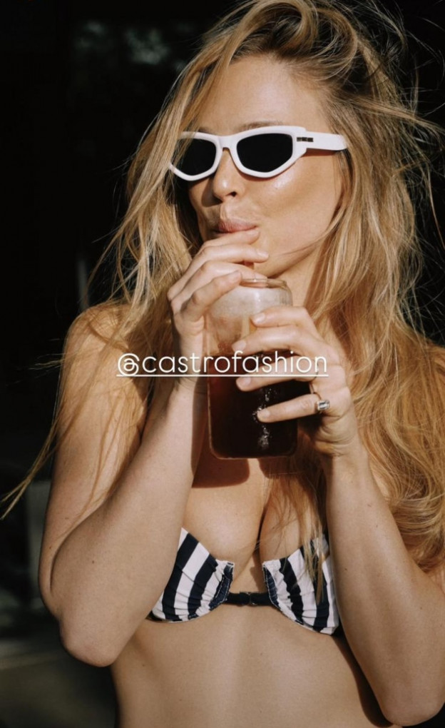 ככה בול עם משקפי שמש לבנים (צילום: Bar Refaeli אינסטגרם)