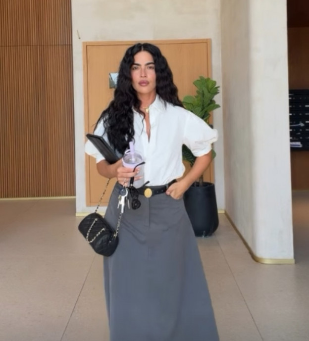 כי בכל זאת, זה המותג שלה (צילום: SAPIR AVISROR אינסטגרם)