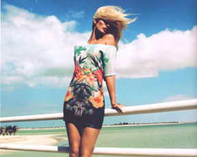 בין הכפכפים לכובע: שמלת חוף כבר רכשת?