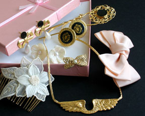 מתנה בשישי: אוסף אקססוריז של Asaf & Tomer