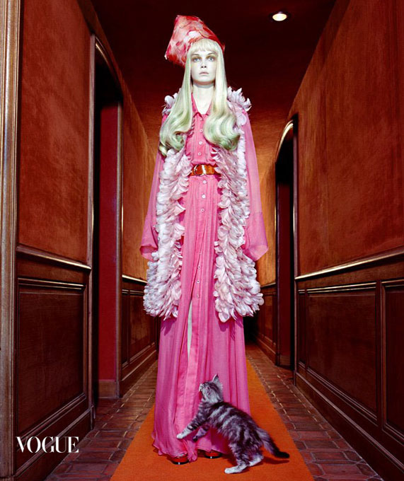 הפקת אופנה בגליון מאי 2008 של ווג איטליה | צילום מסך
