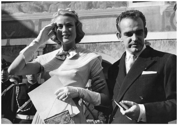 גרייס קלי עם בעלה הנסיך רנייה ממונקו | צילום: גטי אימג'ס