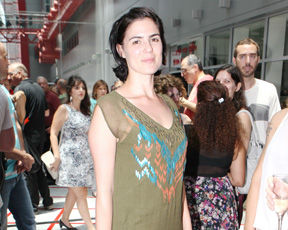 מי לבש מה: מאיפה השמלה של שפרה?