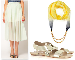 סיבוב קניות: חצאית פליסה שקופה ומטפחת שהיא תכשיט