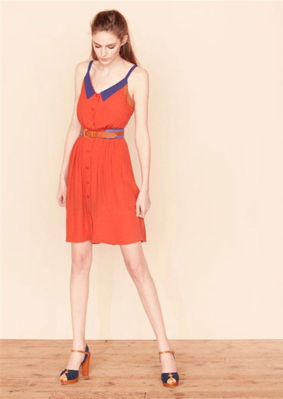 מפריז לתל אביב | שמלה של Stefania Paparelli בבוטיק אליז, 995 ש"ח | צילום: SESSUN