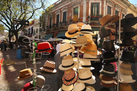 בואנוס איירס. כובעים ומעילי עור (צילום: גטי אימג'ס)